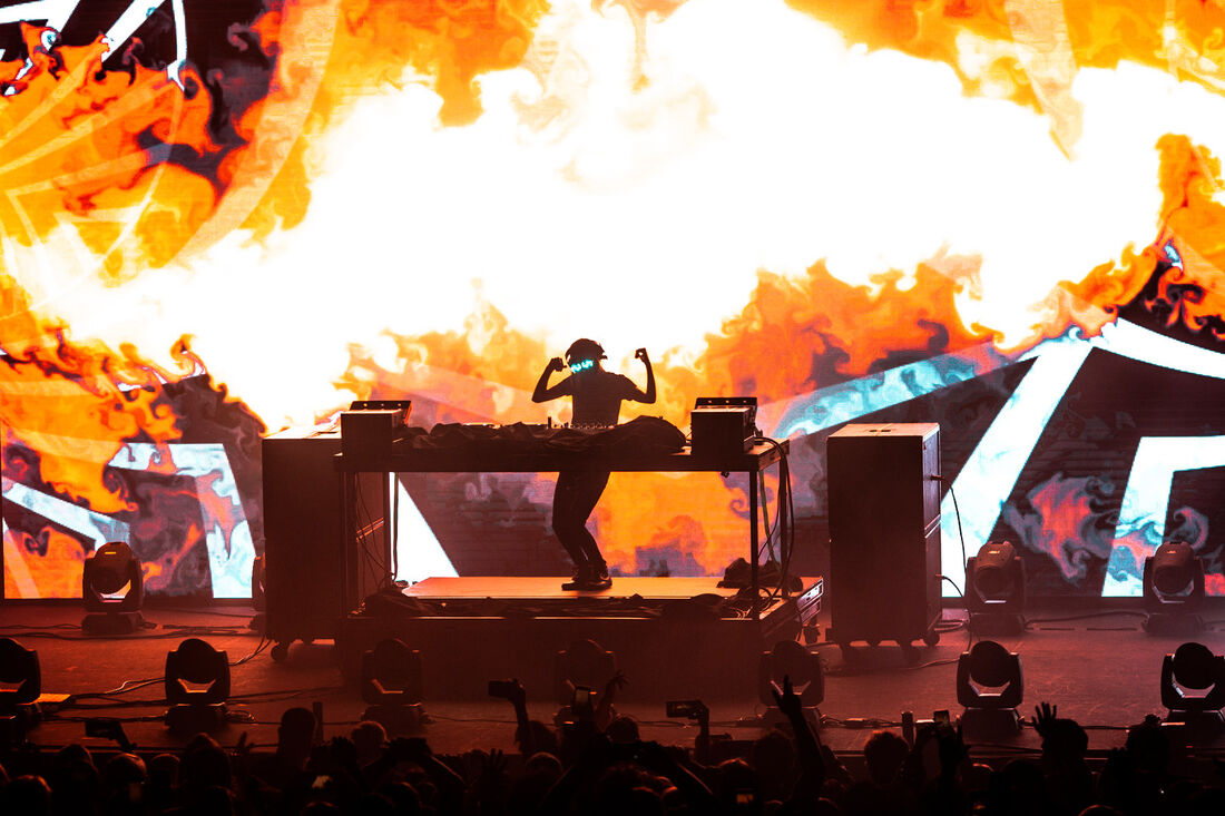 Live show with stage pyrotechnics at Franklin Music Hall